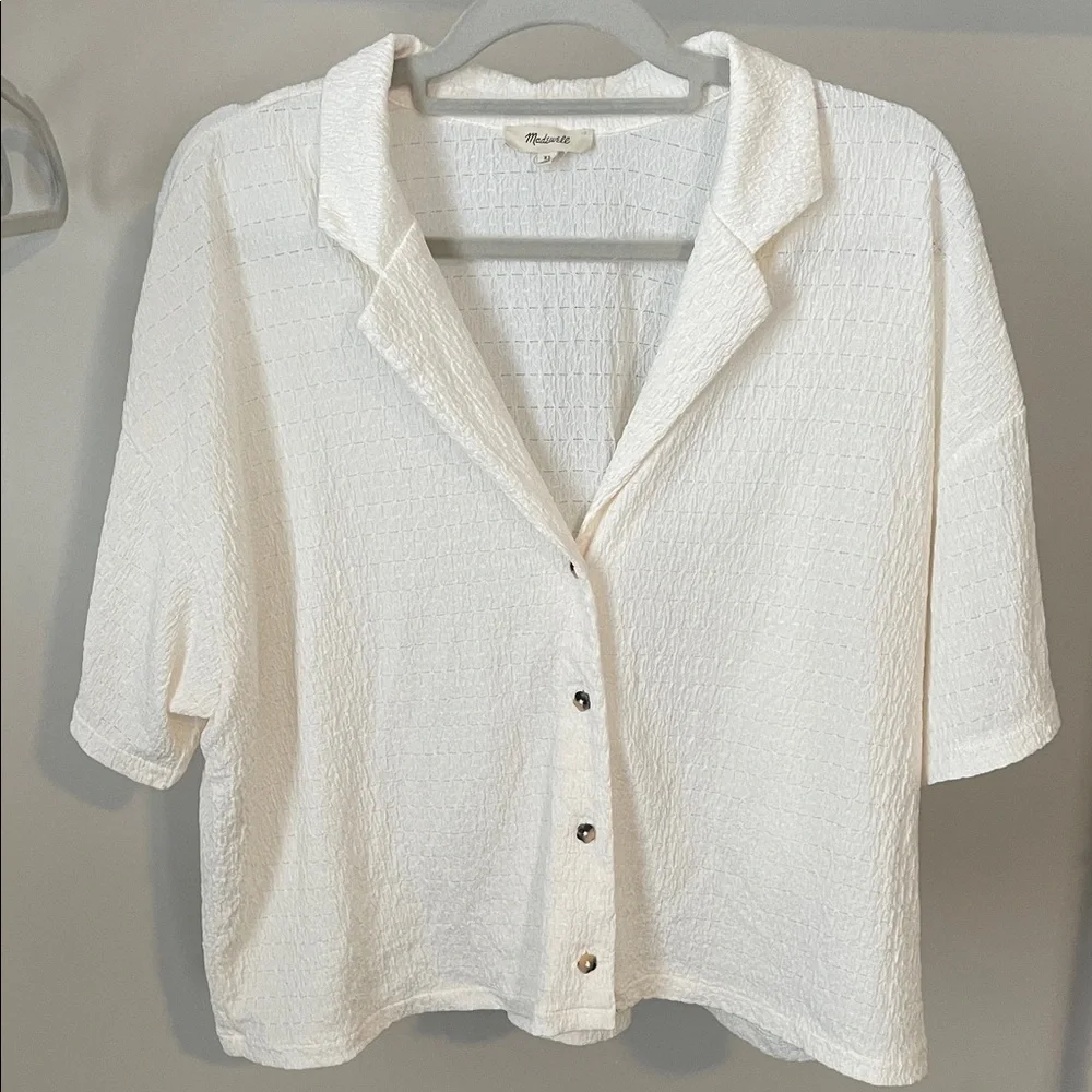 🤍 Madewell Off-White Textured Button-Down Shirt 🤍 - Picture 1 of 5